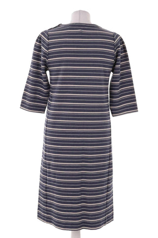 Sukienka w paski z guzikami - Granatowa