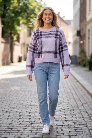 Sweter damski w kratkę – Lawendowy