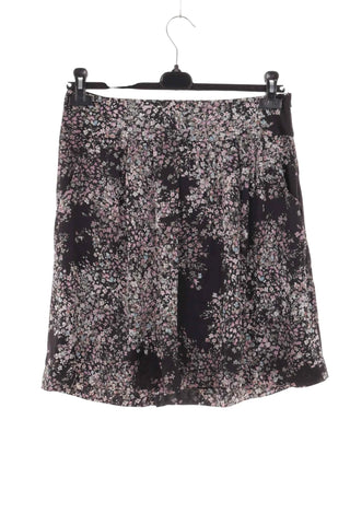 Spódnica mini w kwiaty - czarna