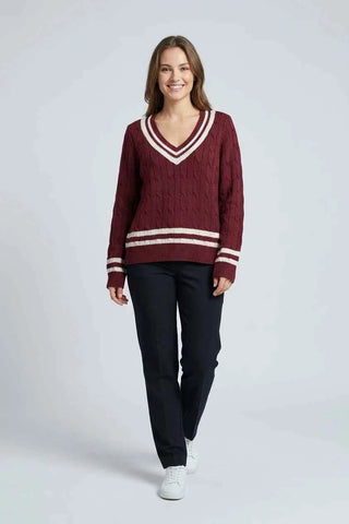 Sweter w serek warkoczowy w paski - Bordowy
