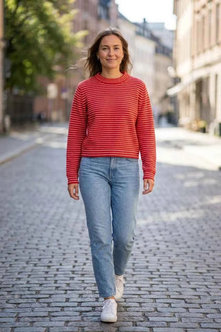 Sweter damski w paski - Czerwono-biały  15% wełna