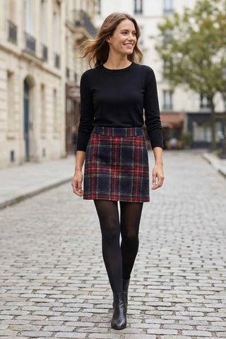 Spódnica mini w kratę - Czarno-czerwona  35% wełna, 7% alpaka