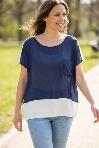 Bluzka oversize dwukolorowa - Granatowy/Biały  50% jedwab