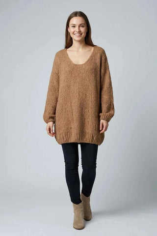 Sweter Oversize  Damski z Dekoltem U - Brązowy