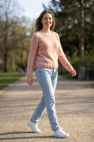 Sweter damski - Różowy  34% moher, 34% wełna