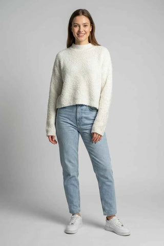 Sweter damski puszysty crop
