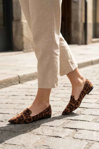 Baleriny w panterkę z pointed toe - Brązowe