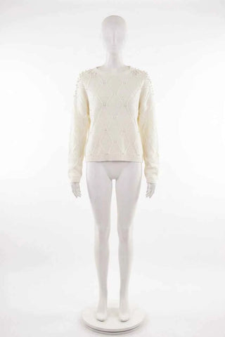 Sweter damski z perłami i wzorem karo