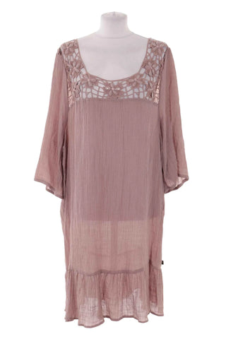Sukienka  ażurowa boho - Różowa
