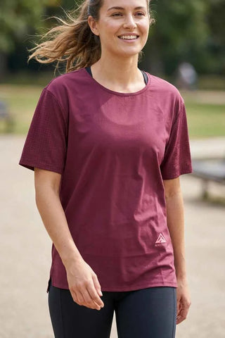 T-shirt Damski Sportowy Perforowany Nike - Bordowy